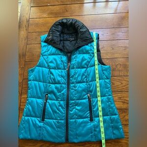 Cabela's Women's Teal Quilted Vest